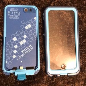 Lifeproof Charging Case